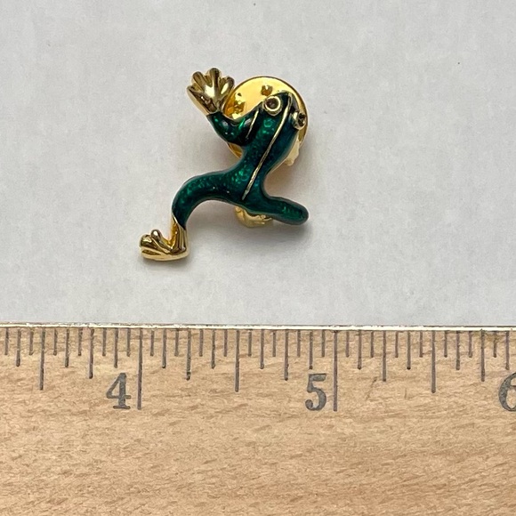 Vintage Frog Pin Green Enamel and Goldtone - Picture 3 of 5